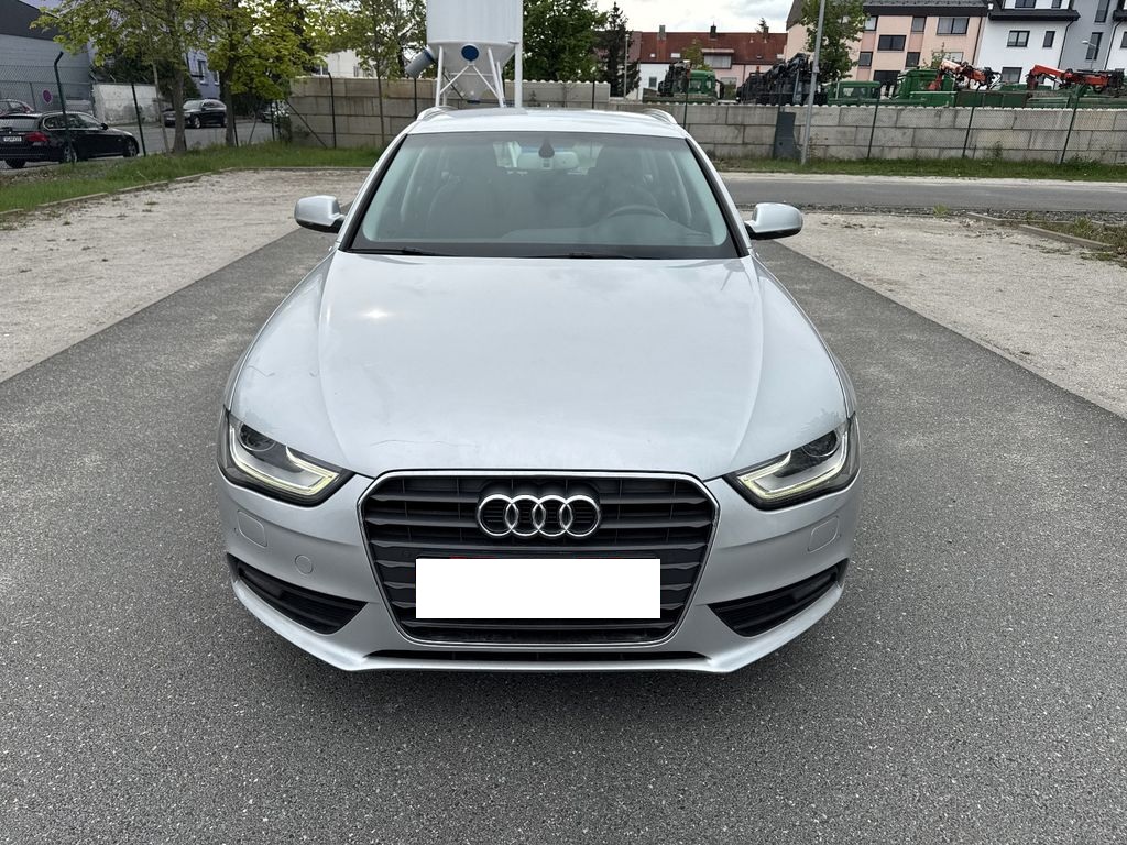 Audi A4 Avant 2.0 TDI Ambiente Break Gris